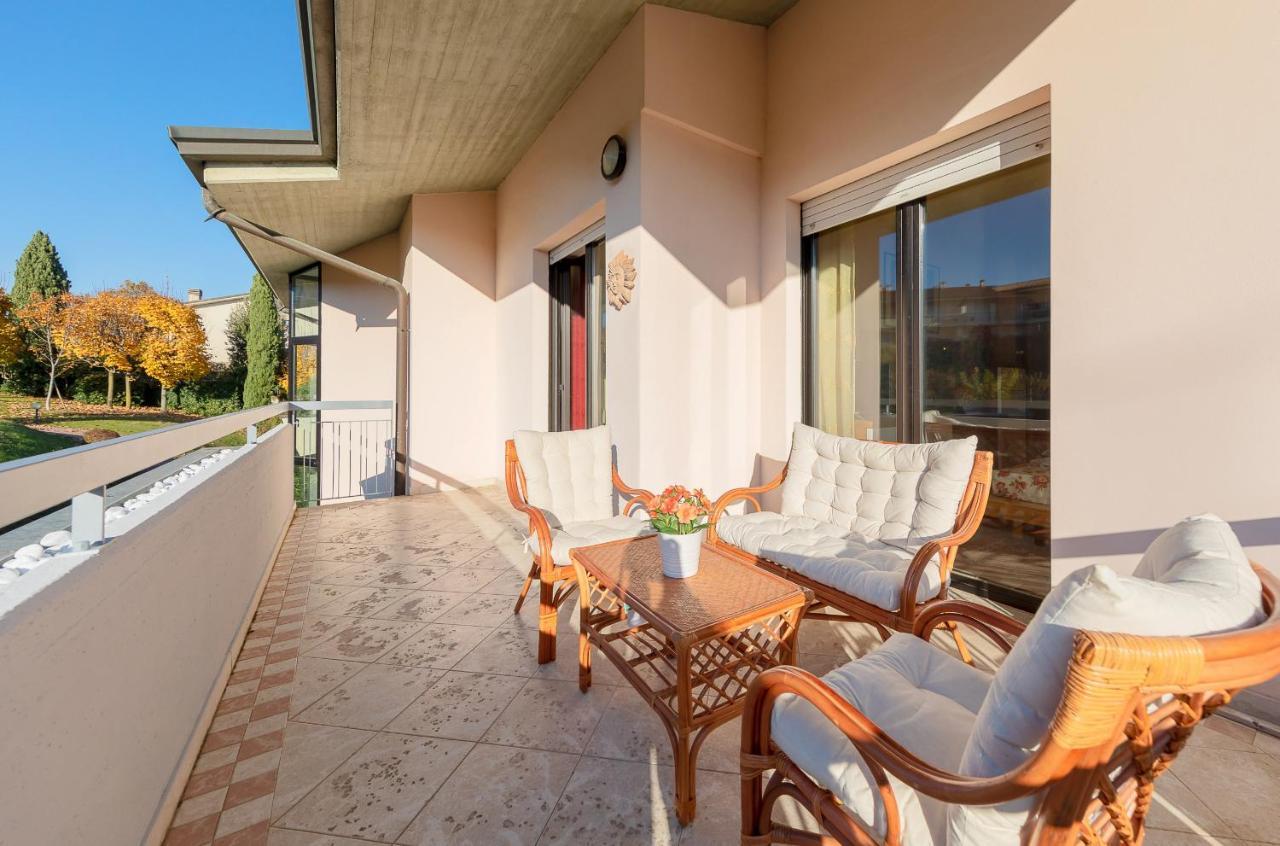 Kristall Lago 233 Apartment By Wonderful Italy Desenzano del Garda Exterior photo